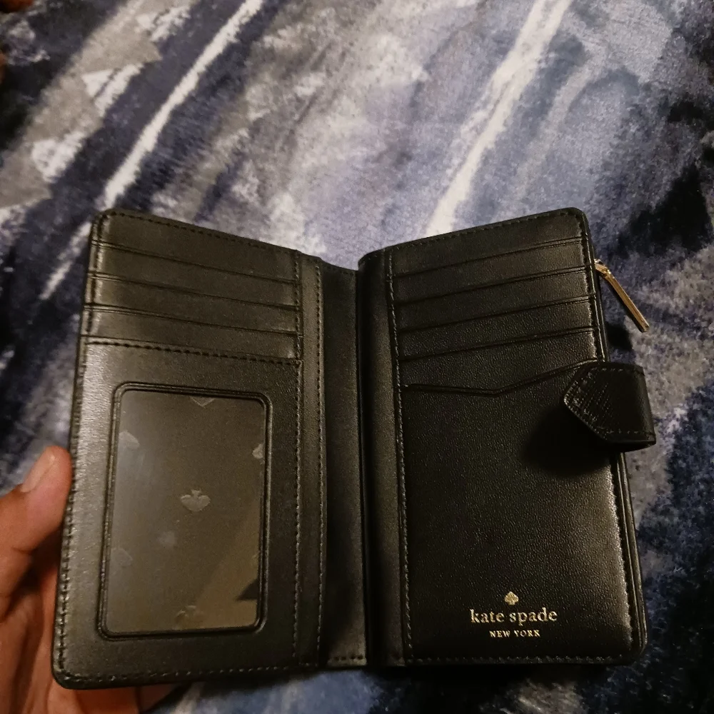 Kate Spade Wallet - Picture 3 of 5